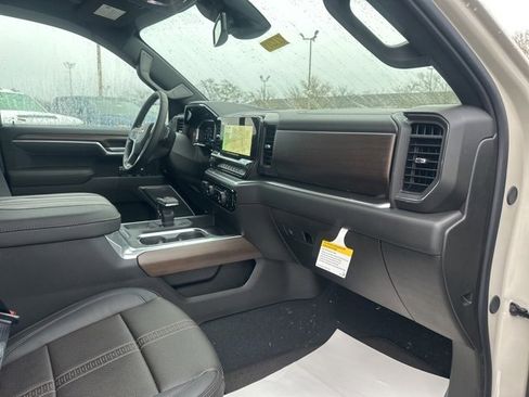 New 2026 Chevrolet Silverado 1500 High Country w/ LPO, Dark Essentials Package image 35