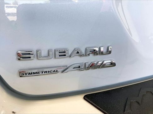 Used 2024 Subaru Crosstrek 2.5i Limited AWD/4WD image 30
