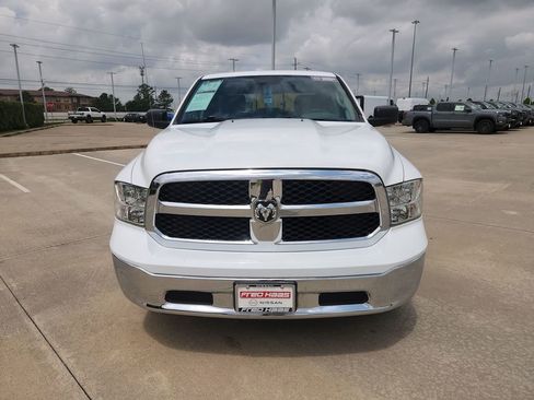 Used 2020 RAM 1500 Classic SLT image 7