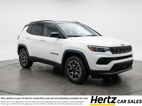 Used 2025 Jeep Compass Trailhawk AWD/4WD image 1