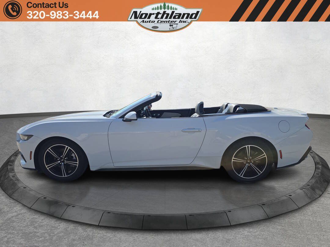 Used 2024 Ford Mustang Premium RWD image 8