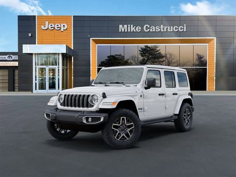 New 2026 Jeep Wrangler Unlimited Sahara AWD/4WD image 2
