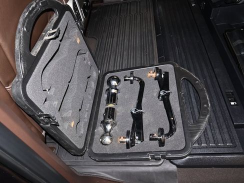 Used 2022 Ford F450 King Ranch w/ FX4 Off-Road Package image 18