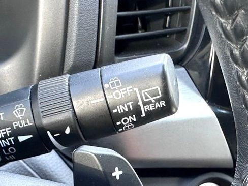 Used 2018 Honda Odyssey EX-L image 9