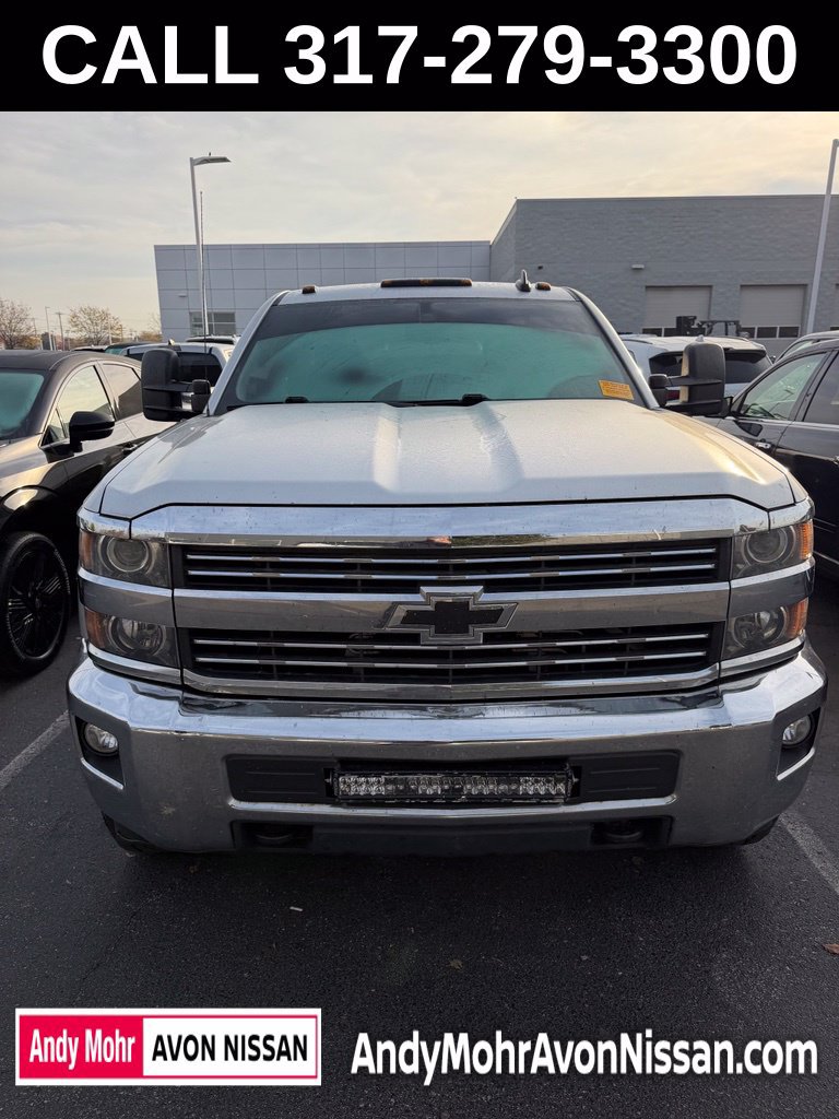 Used 2015 Chevrolet Silverado 2500 LT w/ LT Convenience Package AWD/4WD image 5
