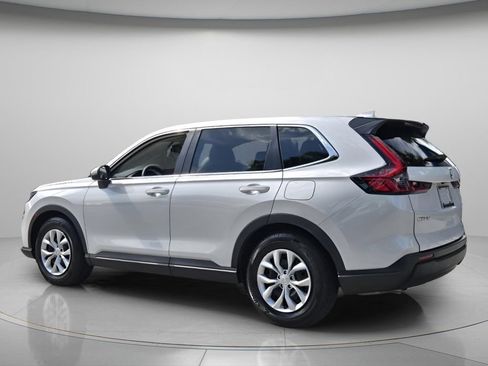 Used 2025 Honda CR-V LX image 6