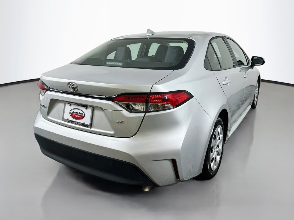 Certified 2025 Toyota Corolla LE FWD image 5