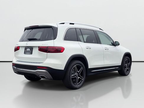 New 2026 Mercedes-Benz GLB 250 4MATIC image 6