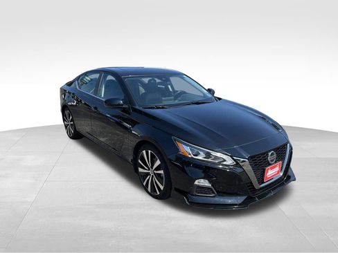 Used 2022 Nissan Altima 2.0 SR FWD image 30