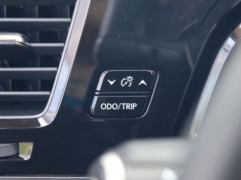 Used 2025 Lexus NX 250 FWD w/ Premium Package image 15