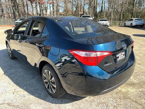 Used 2018 Toyota Corolla LE image 7