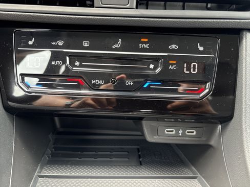 New 2025 Volkswagen Jetta SE image 22