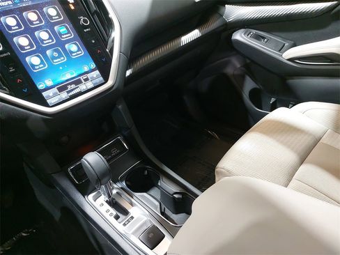 Certified 2025 Subaru Ascent Premium w/ Premium Package image 25