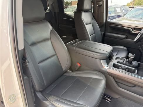 Used 2023 GMC Sierra 1500 SLT w/ SLT Premium Package RWD image 21