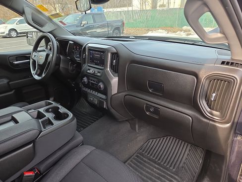Certified 2022 Chevrolet Silverado 1500 Custom image 18