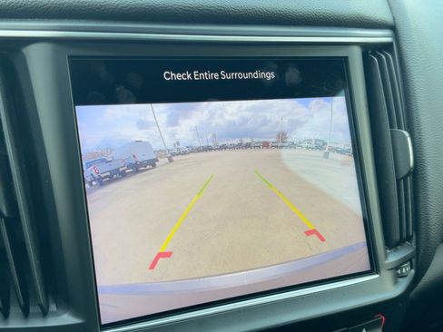 Used 2022 Maserati Levante GT image 24