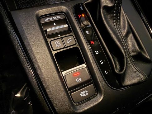 Used 2024 Honda CR-V LX image 22