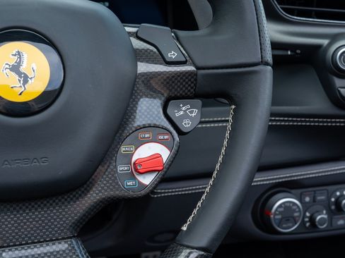 Used 2019 Ferrari 488 Spider RWD image 42