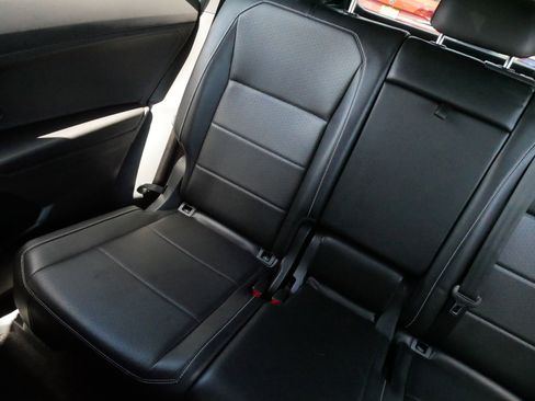 Used 2021 Volkswagen Tiguan SE R-Line AWD/4WD image 12