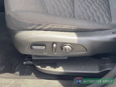 Used 2020 Chevrolet Equinox LT AWD/4WD image 17