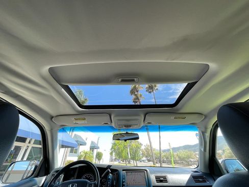 Used 2010 Honda Ridgeline RTL image 15