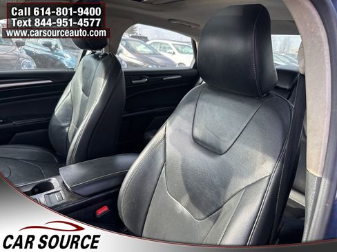Used 2019 Ford Fusion Titanium image 17