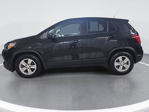 Used 2020 Chevrolet Trax LS w/ Tint and Cruise Package FWD image 7