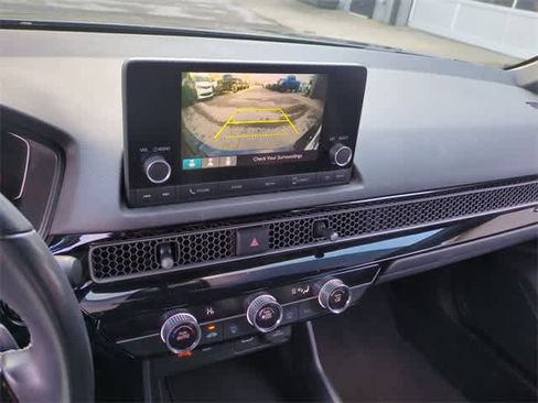 Used 2023 Honda Civic Sport image 30