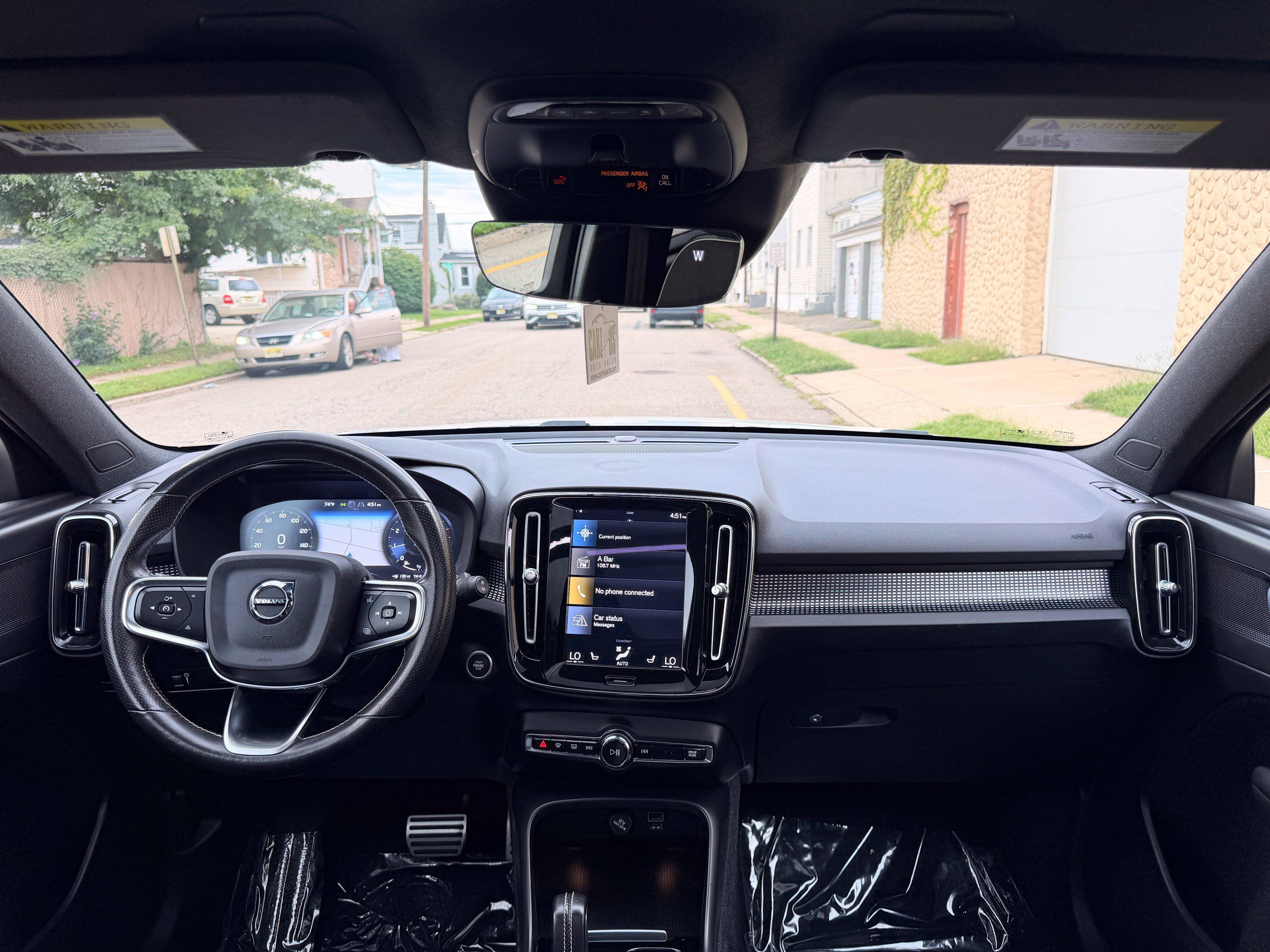 Used 2021 Volvo XC40 T5 R-Design w/ Climate Package AWD/4WD image 27