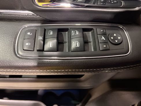 Used 2018 RAM 2500 Laramie image 13