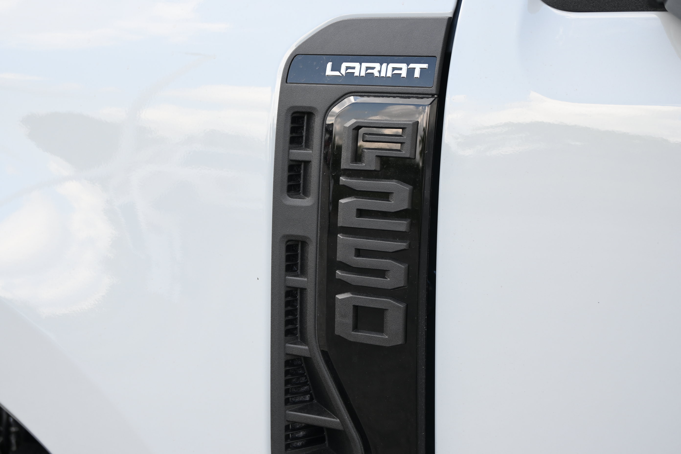New 2026 Ford F250 Lariat w/ Tremor Off-Road Package AWD/4WD image 12