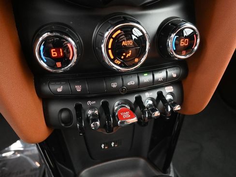 Used 2020 MINI Cooper S image 17