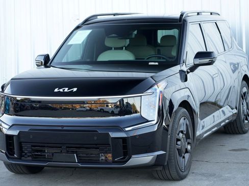 Used 2024 Kia EV9 GT-Line image 54