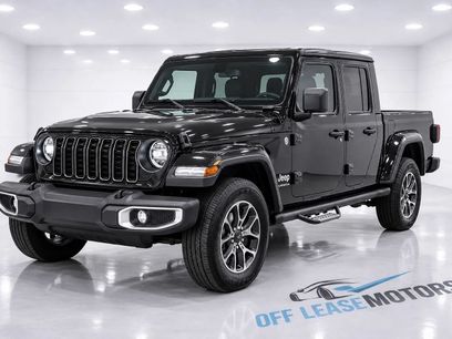 Used 2024 Jeep Gladiator Sport