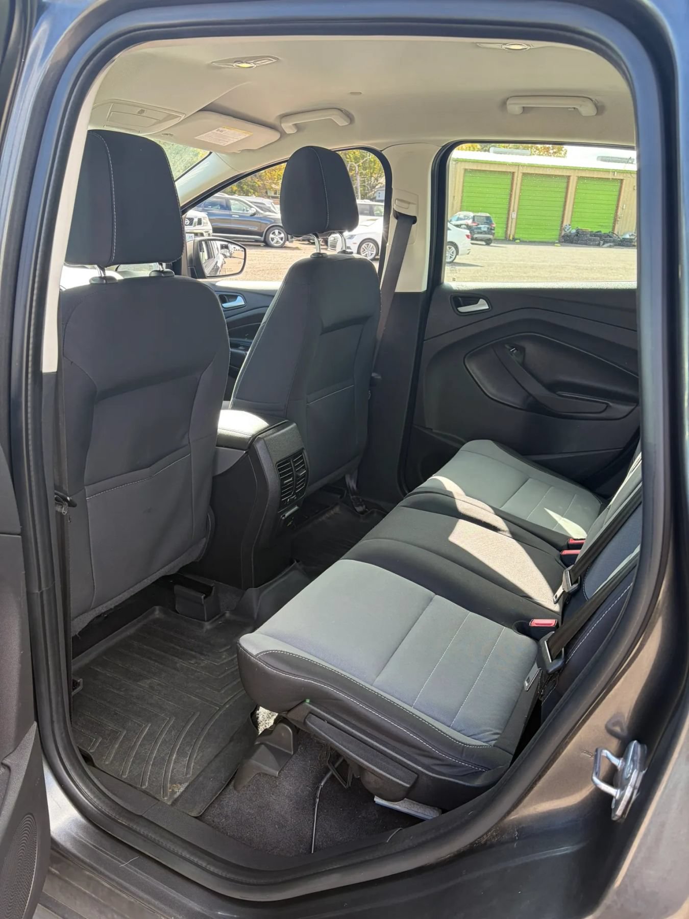 Used 2015 Ford C-MAX SE w/ Winter Package FWD image 11