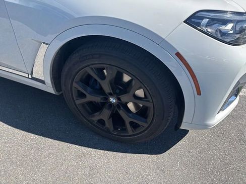 Used 2020 BMW X7 xDrive40i w/ Executive Package image 8