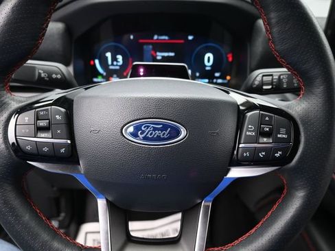 Used 2025 Ford Explorer ST-Line image 16