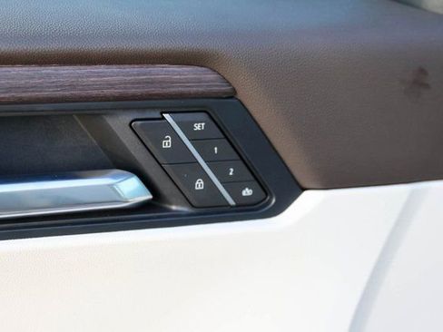 New 2026 GMC Acadia Denali w/ Super Cruise Package image 10