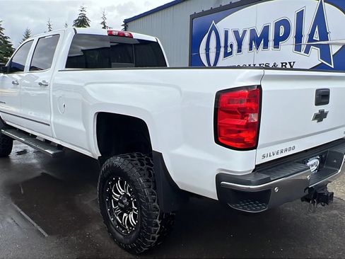 Used 2015 Chevrolet Silverado 2500 LTZ w/ Duramax Plus Package AWD/4WD image 12
