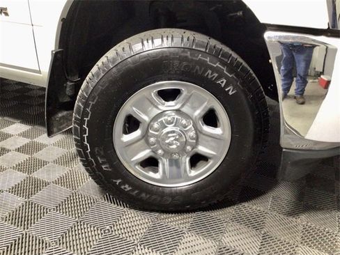 Used 2021 RAM 2500 Tradesman w/ Safety Group image 34