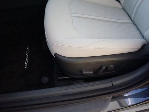 New 2026 Hyundai Sonata SEL FWD image 17