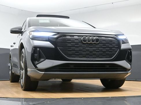 Used 2024 Audi Q4 e-tron Premium Plus w/ Premium Plus AWD/4WD image 53