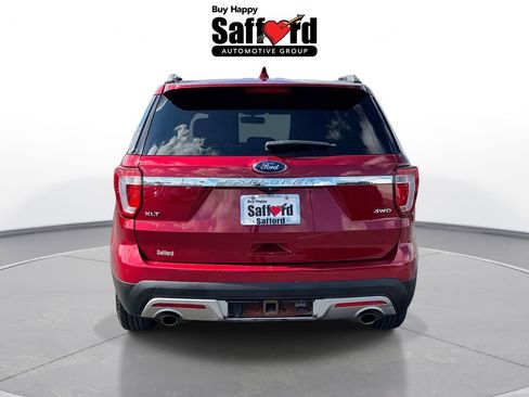 Used 2017 Ford Explorer XLT w/ Equipment Group 202A image 7