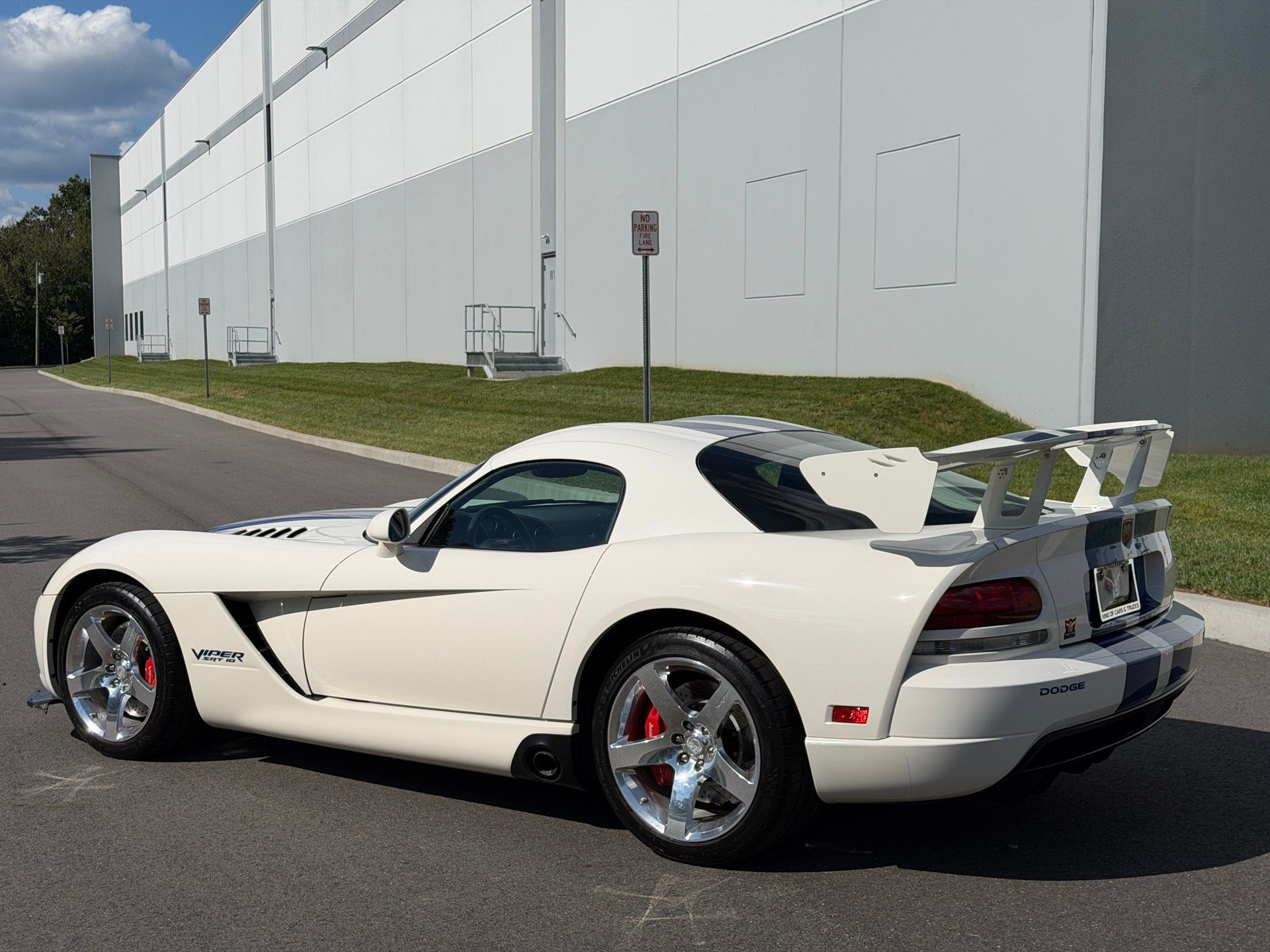 Used 2006 Dodge Viper SRT-10 w/ VOI9 Edition RWD image 13