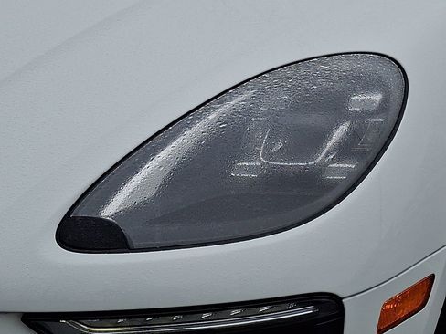 Used 2017 Porsche Macan GTS image 9