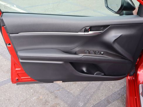 Used 2023 Toyota Camry XSE w/ Navigation Package FWD image 15