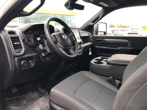 Used 2023 RAM 2500 Tradesman image 7