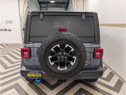 Used 2024 Jeep Wrangler Unlimited Rubicon 4xe AWD/4WD image 25