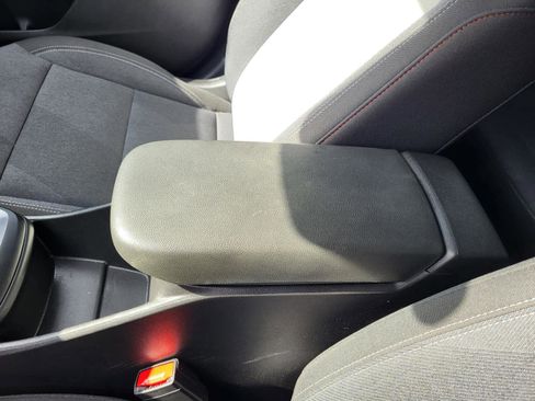 Used 2025 Chevrolet Trax RS w/ Sunroof Package image 25