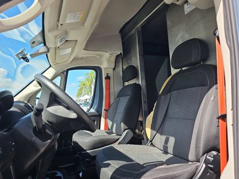 Used 2021 RAM ProMaster 3500 FWD image 13